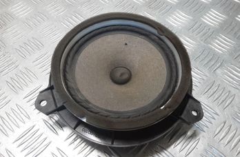 TOYOTA Avensis 3 generation (2009-2020) Ľavý predný dverový reproduktor 861600D180 29876895