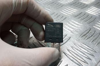 LAND ROVER Range Rover Evoque L538 (1 gen) (2011-2020) Relé DH2214B192AA 32993134