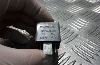 LAND ROVER Range Rover Evoque L538 (1 gen) (2011-2020) Relé DH2214B192EA 32993297