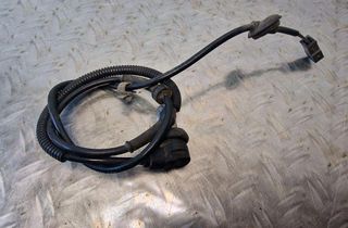 AUDI A4 B5/8D (1994-2001) Front Right ABS Sensor 8D0927803 31251061
