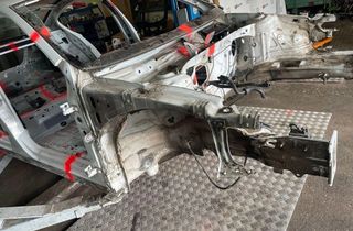 VOLKSWAGEN Passat B6 (2005-2010) Pravý predný štvrťový panel 31580350