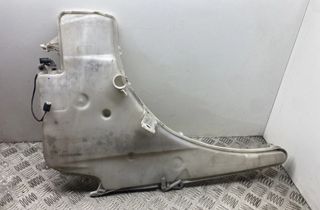 BMW 3 Series E90/E91/E92/E93 (2004-2013) Nádrž na ostrekovač okien 7124231,712423121 24579330