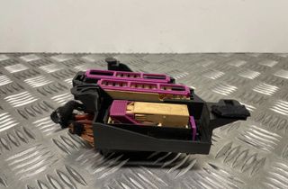 AUDI A5 8T (2007-2016) Poistková skrinka 8K2971845B 27969855