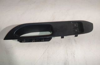 SEAT Ibiza 2 generation (1993-2002) Vypínač pravého predného dverového okna 6l1867171d 31500212