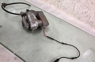 BMW 3 Series G20/G21/G28 (2018-2024) Ľavý predný brzdový strmeň 53389a 32132399