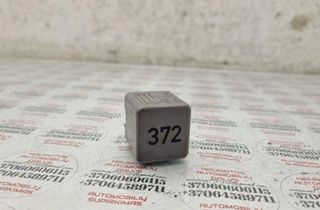 AUDI A4 B7/8E (2004-2008) Relays 4D0951253 31475867