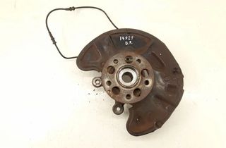 MERCEDES-BENZ E-Class W212/S212/C207/A207 (2009-2016) Pravý predný náboj kolesa 2123321601,a2123321601,2123321000,A2123321000,2044211220,A2044211220 30359699