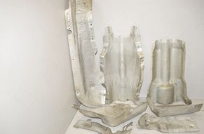 BMW 5 Series F10/F11 (2009-2017) Tepelná izolácia 7193523,7185246,7193499,7227524,7202858,7185202,51487193523,7230809,51477230809,51487185246,51487193499,51487227524,51487202858,51487185202 33057179