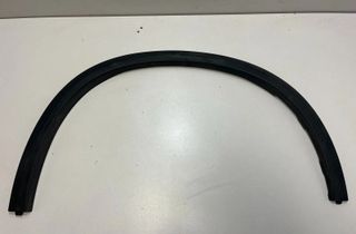 BMW X5 G05/G18 (2018-2024) Pravé predné blatníkové lemovanie 8499004,7440918 30033852