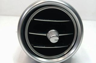 MERCEDES-BENZ C-Class W205/S205/C205 (2014-2023) Вентиляционные отверстия в приборной панели A2058304400 31134034