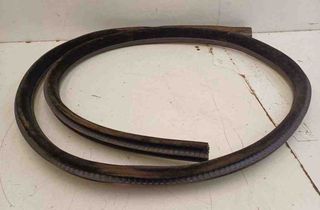 BMW M6 F06/F12/F13 (2012-2018) Front Left Door Seal Rubber 7221181 31134684