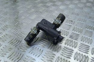 VOLKSWAGEN Touareg 2 generation (2010-2018) Heating radiator valve 7PP819810A 31142015