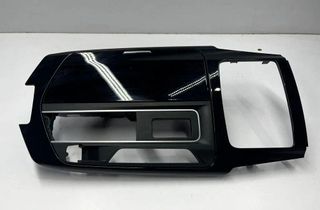 MASERATI Levante 1 generation (2016-2024) Držiak na poháre 670043373 31161609