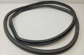 PEUGEOT 2008 2 generation (2019-2023) Pravé predné dvere tesnenie guma 9811537480 31165129