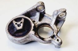 CITROËN C4 2 generation (2010-2024) Držiak nápravy 8109078010A 31063732