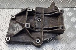 AUDI A4 B5/8D (1994-2001) Držiak kompresora klimatizácie 028260885A 31080747