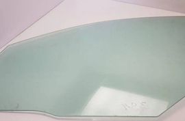 MERCEDES-BENZ E-Class W211/S211 (2002-2009) Sklo ľavých predných dverí 31084876