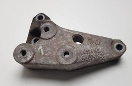 OPEL Astra G (1998-2009) Кронштейн крепления коробки передач 90575142 31100009