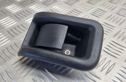 VOLVO V70 3 generation (2007-2020) Rukoväť na uvoľnenie kapoty 30779851 31103824