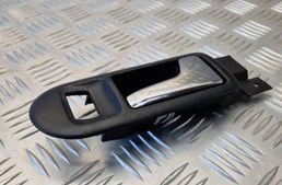 VOLKSWAGEN Passat B5 (1996-2005) Pravé predné vnútorné otváracie madlo 3B1837114C 31115916