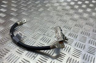 AUDI A5 8T (2007-2016) Положительный аккумуляторный кабель 8K0915181 31824641
