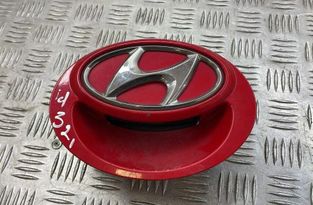 HYUNDAI i20 PB (1 generation) (2008-2014) Rukoväť na zadnej klapke 817211J020 31826091
