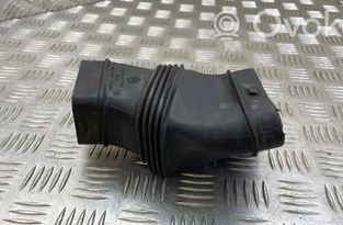 VOLVO V70 3 generation (2007-2020) Воздухозаборная труба 30748216 31830882