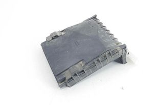 VOLKSWAGEN Caddy 3 generation (2004-2015) Kryt poistkovej skrinky 1K0937132F 31636853