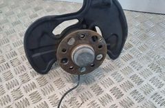 MERCEDES-BENZ C-Class W204/S204/C204 (2004-2015) Pravý predný náboj kolesa A20402 31850799