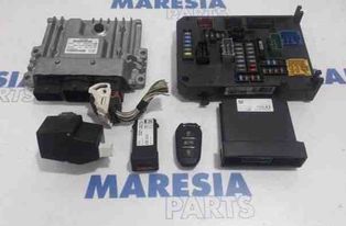 PEUGEOT 508 1 generation (2010-2020) Блок управления двигателем 9801695280,9667175380,9805240080,9664992380,9815905380,9673759980,1608181180,1608066680,9666602980 26874813