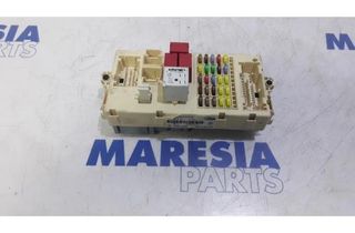 FIAT Bravo 2 generation (2007-2011) Pojistková skrinka 51761160,51829178,51786513,503440180103,0051829178,0051786513,198AA31329270307 27777455