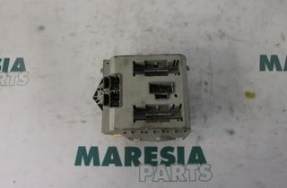 FIAT Doblo 1 generation (2001-2017) Pojistková skrinka 51761957 27830027