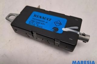 RENAULT Megane 3 generation (2008-2020) Zosilňovač antény na kufri 282300005R,282300005 29923479
