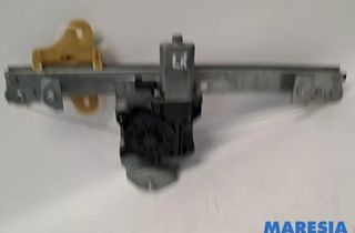 RENAULT Clio 4 generation (2012-2020) Zdvíhač pravého zadného dverového okna 128001072E,9030294E,827010501R,19035YY0075,3P3802A,281020130950 32399611