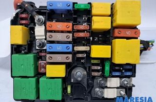 PEUGEOT 308 T9 (2013-2021) Pojistková skrinka 9804848580,009804848580 33089625