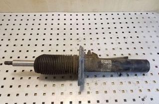 AUDI TT 8J (2006-2014) Pravý predný tlmič nárazov 8J0413031R 26125895