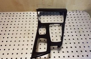 BMW 5 Series F10/F11 (2009-2017) Plastový obklad páky prevodovky 9206375,52850610 26131496