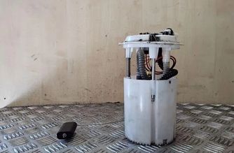 RENAULT Megane 3 generation (2008-2020) V nádrži palivové čerpadlo 172026141R,0580203120 26146867