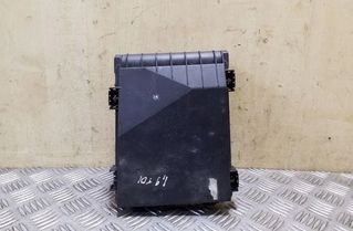 VOLKSWAGEN Touran 1 generation (2003-2015) Kryt poistkovej skrinky 1K0937132D 26155602