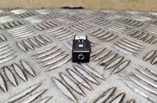 VOLKSWAGEN Passat Variant 1 generation (2010-2024) Additional Music Player Connectors 5Q0035724 26193677