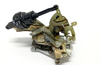 MERCEDES-BENZ E-Class W210 (1995-2002) Zámok ľavých zadných dverí 2027300535 27811378