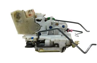 NISSAN Pathfinder R50 (1996-2004) Ľavý predný zámok dverí 27813152