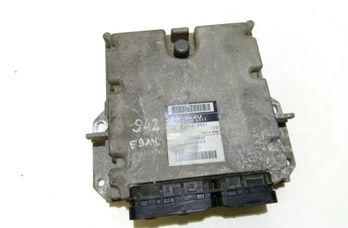RENAULT Vel Satis 1 generation (2002-2009) Engine Control Unit ECU 8200208997 31496740