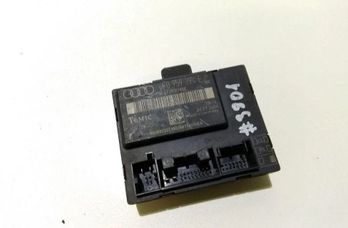 AUDI A4 B7/8E (2004-2008) Predná pravá dverová ovládacia jednotka 4F0959794E 31497983