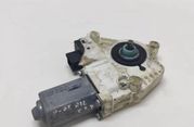 AUDI A6 C4/4A (1994-1997) Motor regulátora okna ľavých predných dverí 0536010002 31565116