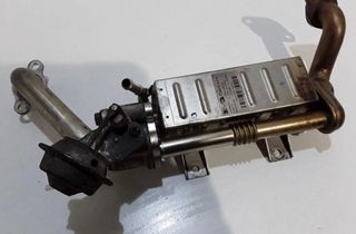 TOYOTA Avensis 3 generation (2009-2020) Chladič EGR 256010R020 32051132