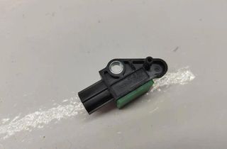 VOLKSWAGEN Passat B7 (2010-2015) Predný ľavý senzor nárazu 5N0959351B 31901430