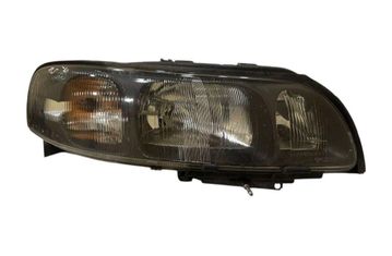 VOLVO S60 3 generation (2018-2023) Pravé predné svetlo 89007870,8693588 30748576