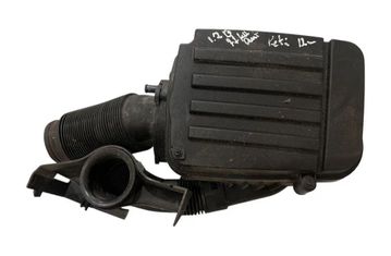 SKODA Yeti 1 generation (2009-2018) Корпус воздушного фильтра 70318505 31261131