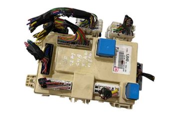 HYUNDAI i20 PB (1 generation) (2008-2014) Poistková skrinka 919501J040 32590273